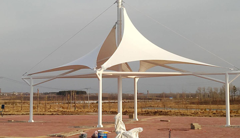 mk.com车棚膜面是越厚越好吗？