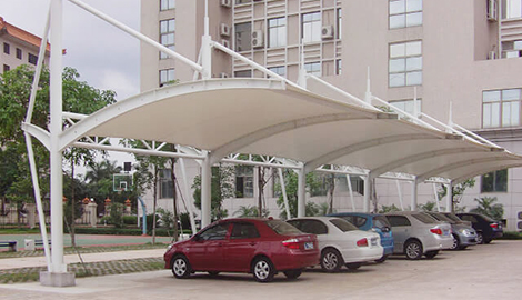 为什么mk.com车棚的停放车辆不能过高？